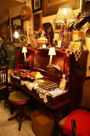 Calgary Antik Drinkbar